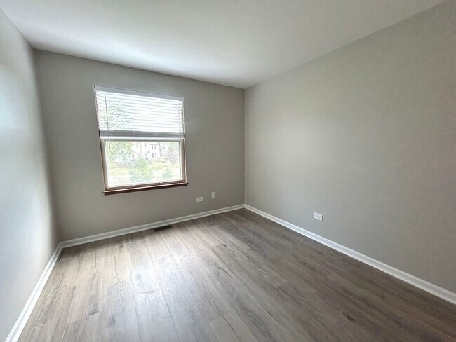 1453 N Chelsea Avenue - Photo 7