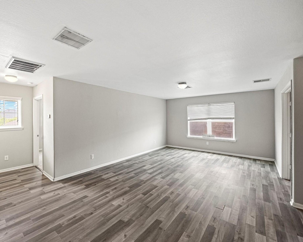 14118 Brunswick Place Drive - Photo 17