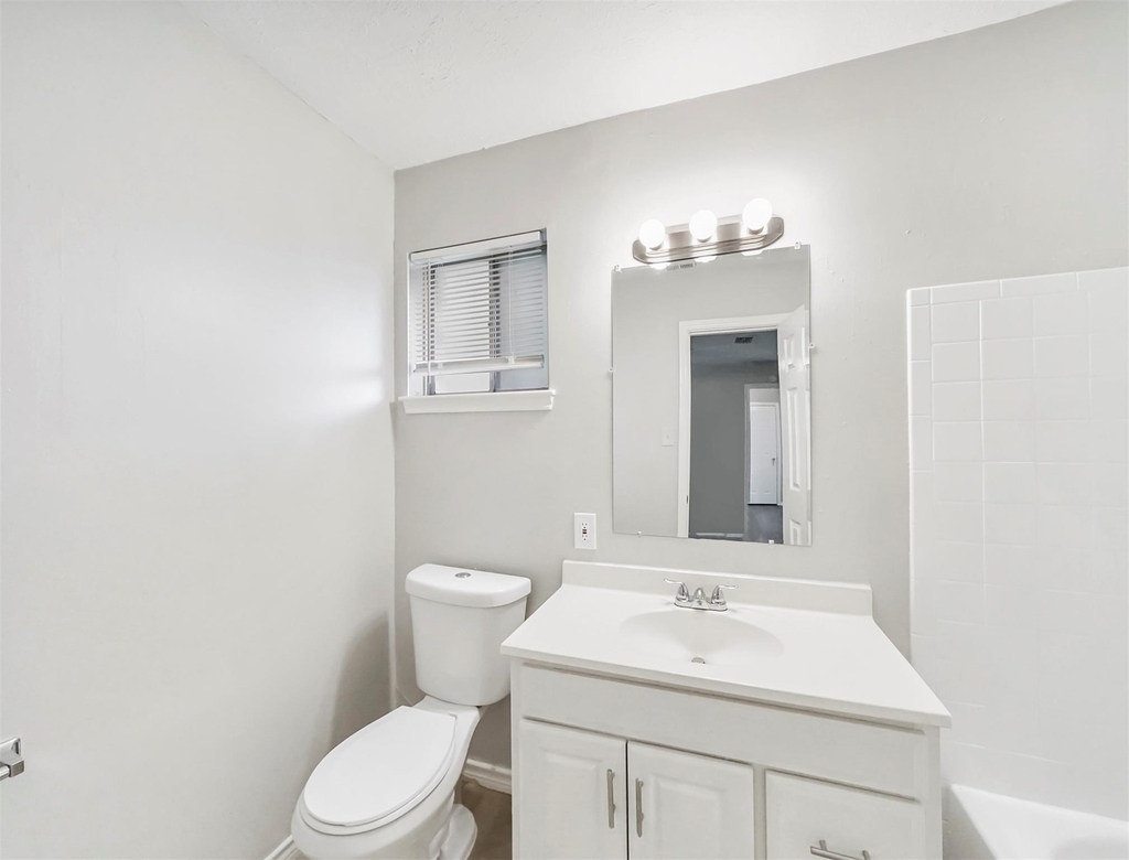 13435 Greenbriar Drive - Photo 5