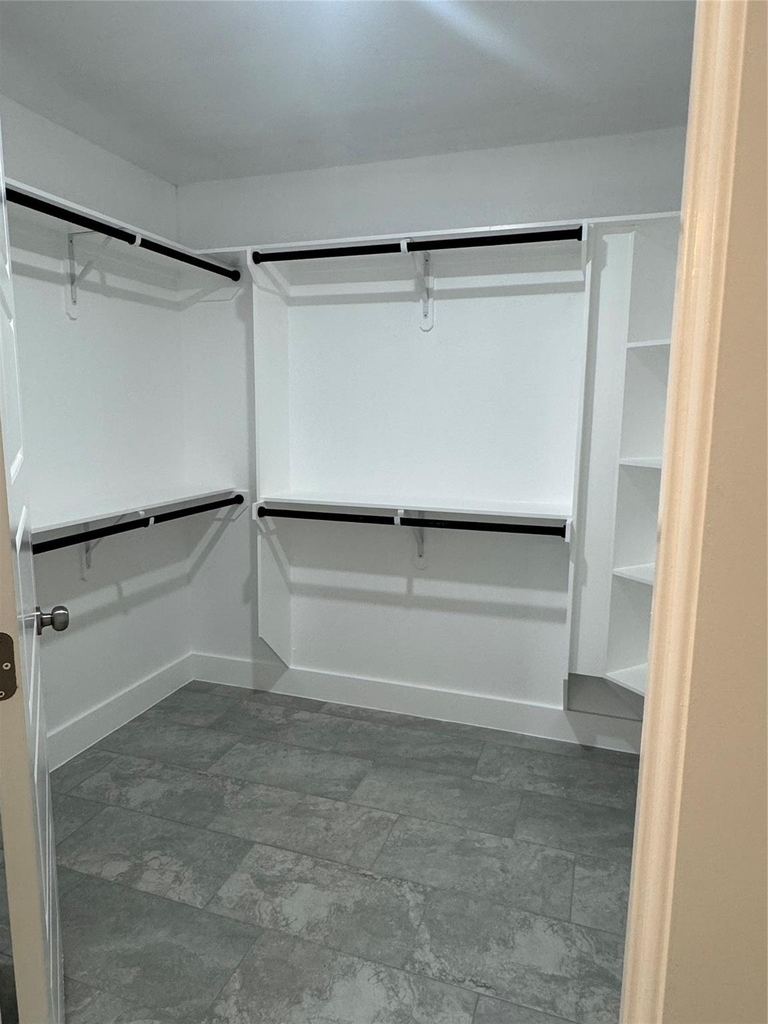 13194 Lake Conroe Bay Road - Photo 2