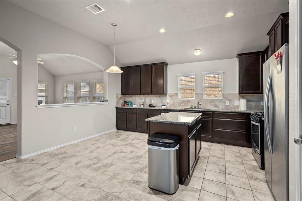 13607 Kodiak Brown Bear Street - Photo 2