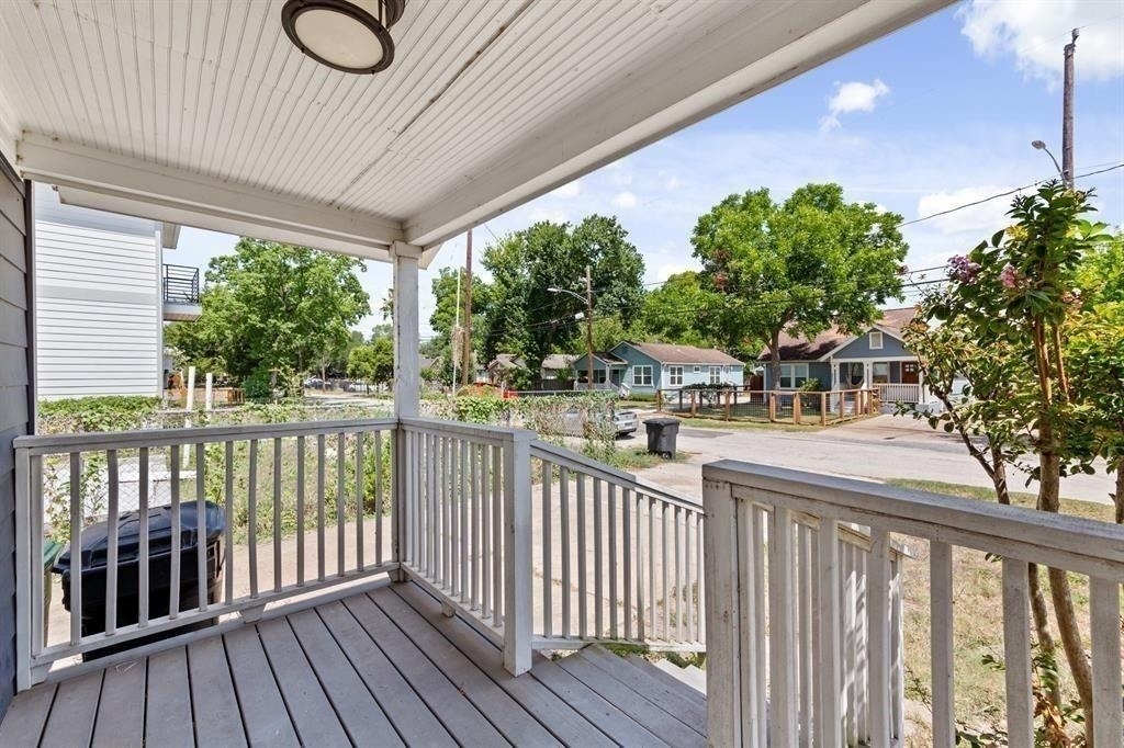 1305 Idylwild Street - Photo 5