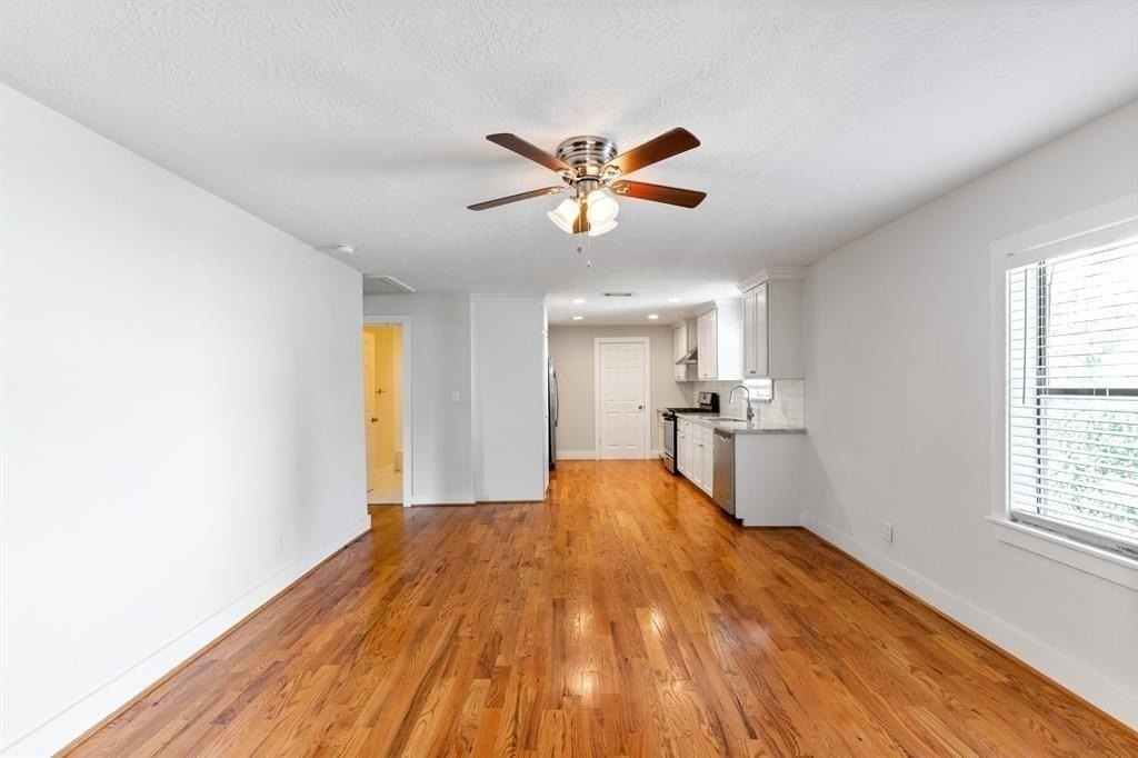 1305 Idylwild Street - Photo 6