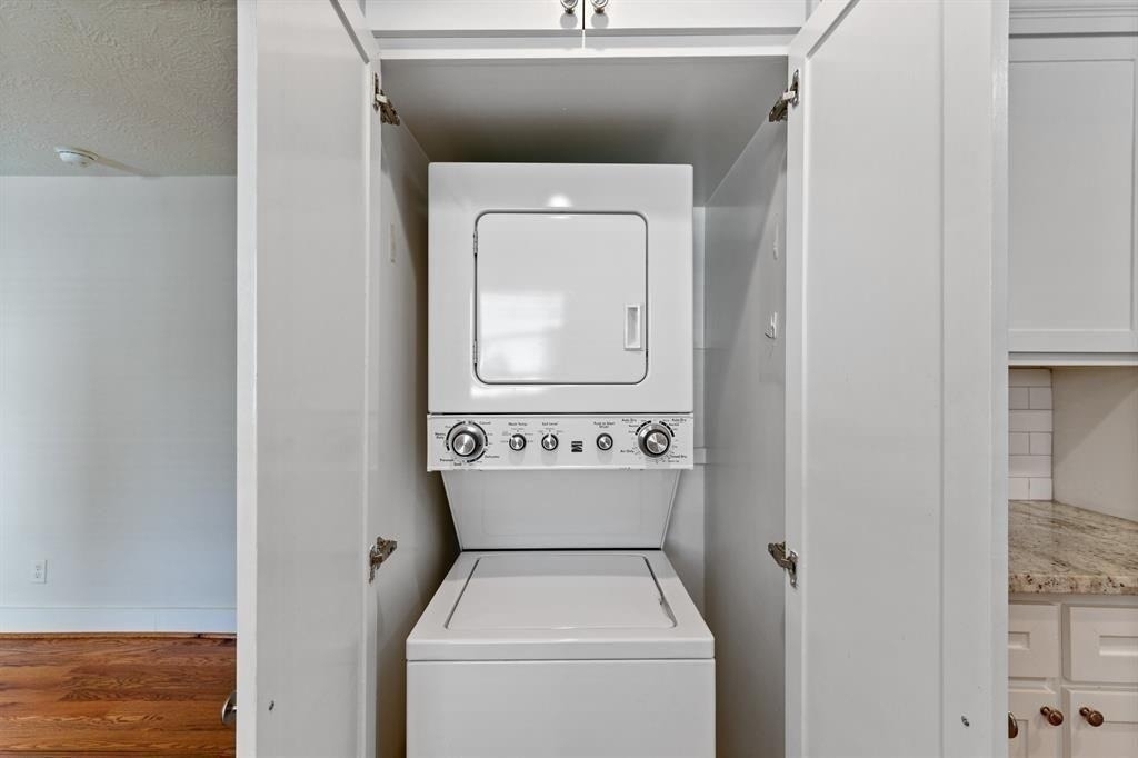 1305 Idylwild Street - Photo 16
