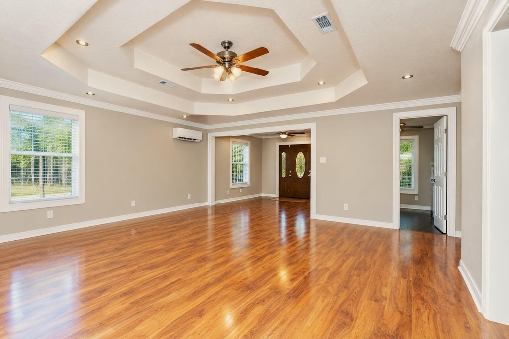 207 Smith Street - Photo 4