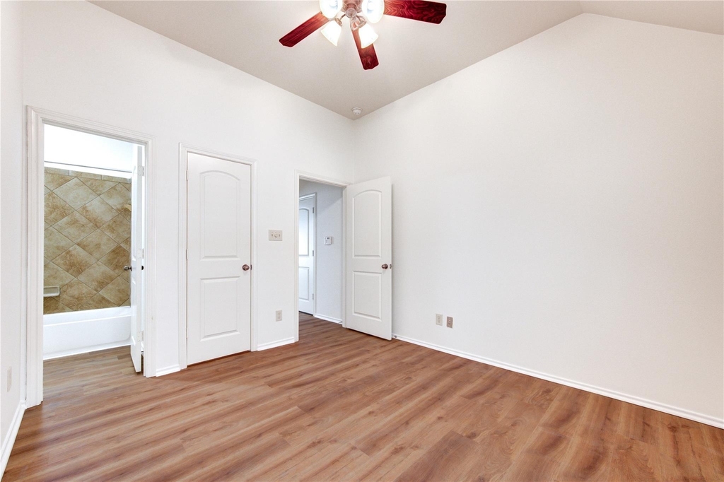 4030 Calaway Oaks Lane - Photo 7