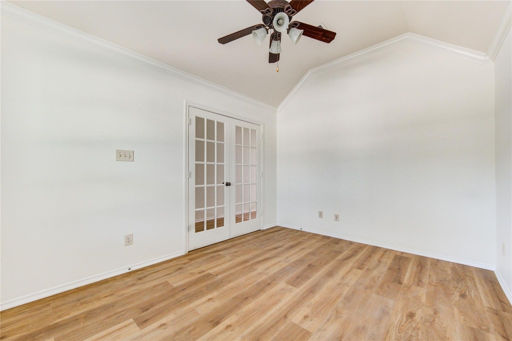 4030 Calaway Oaks Lane - Photo 8