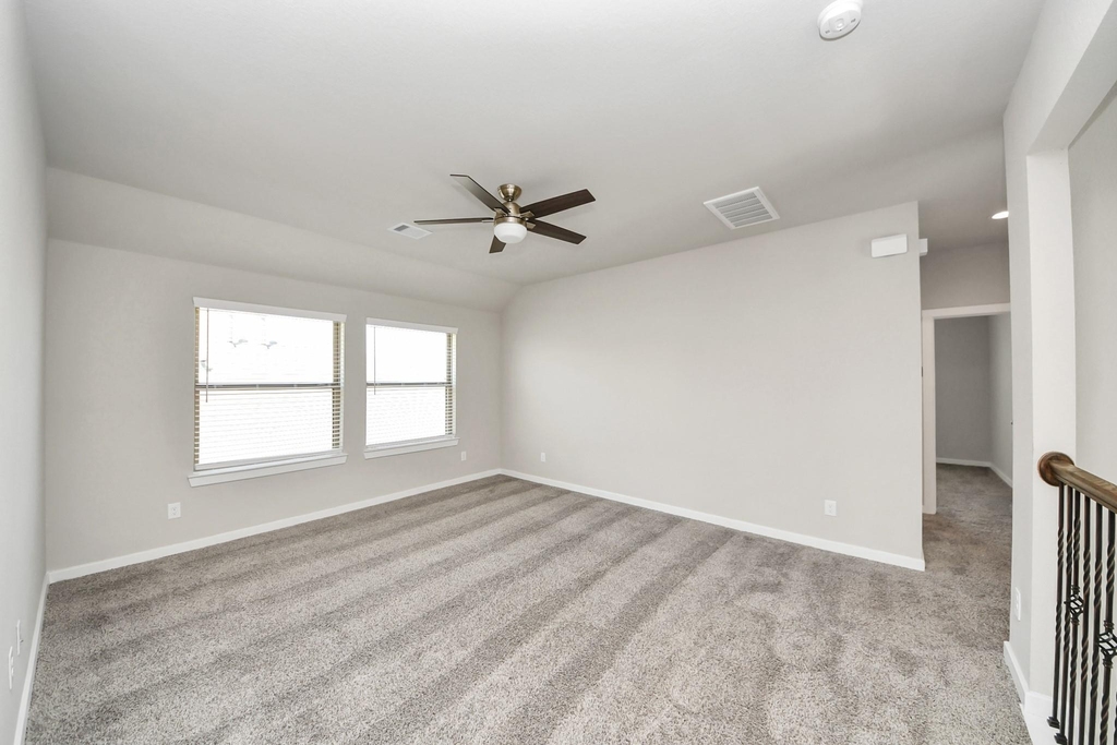 1919 Meadow Trail Drive - Photo 36