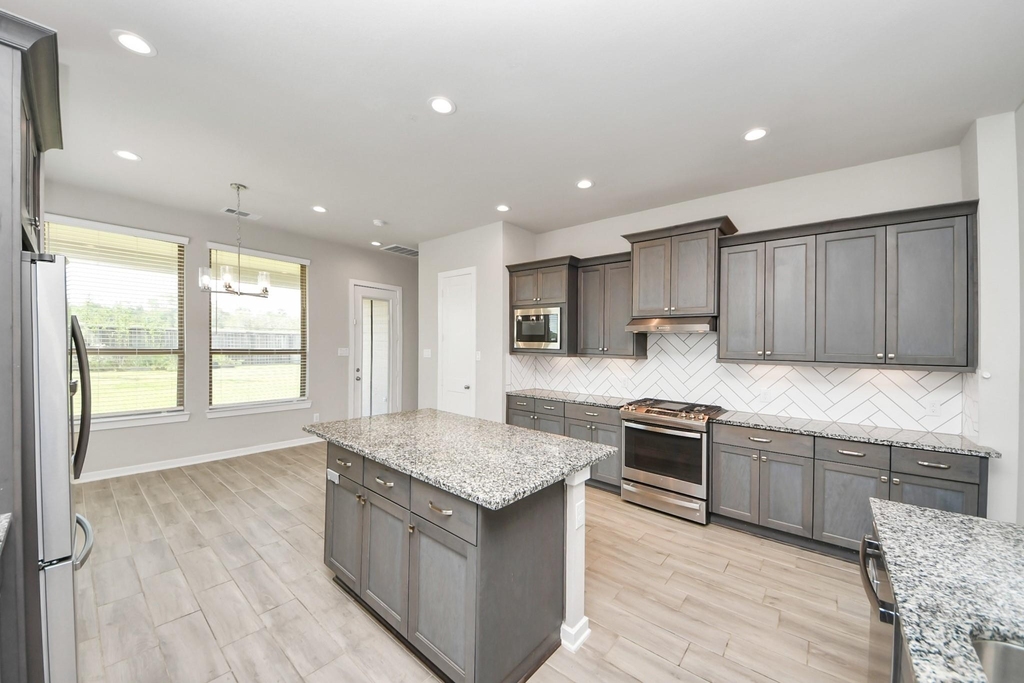 1919 Meadow Trail Drive - Photo 13