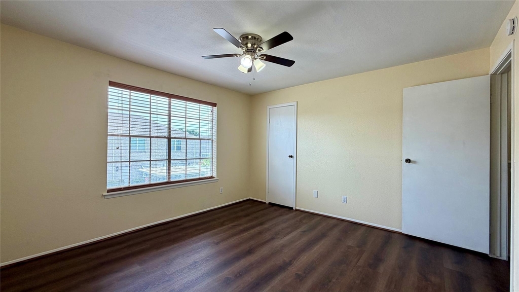 7655 Cambridge Street - Photo 10