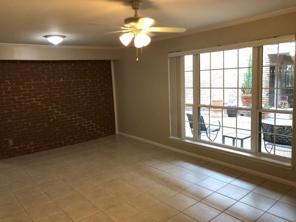 2507 Montrose Boulevard - Photo 5