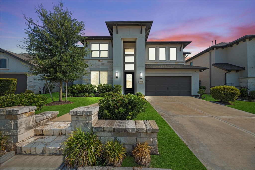 9511 Shaded Tree Drive - Photo 0