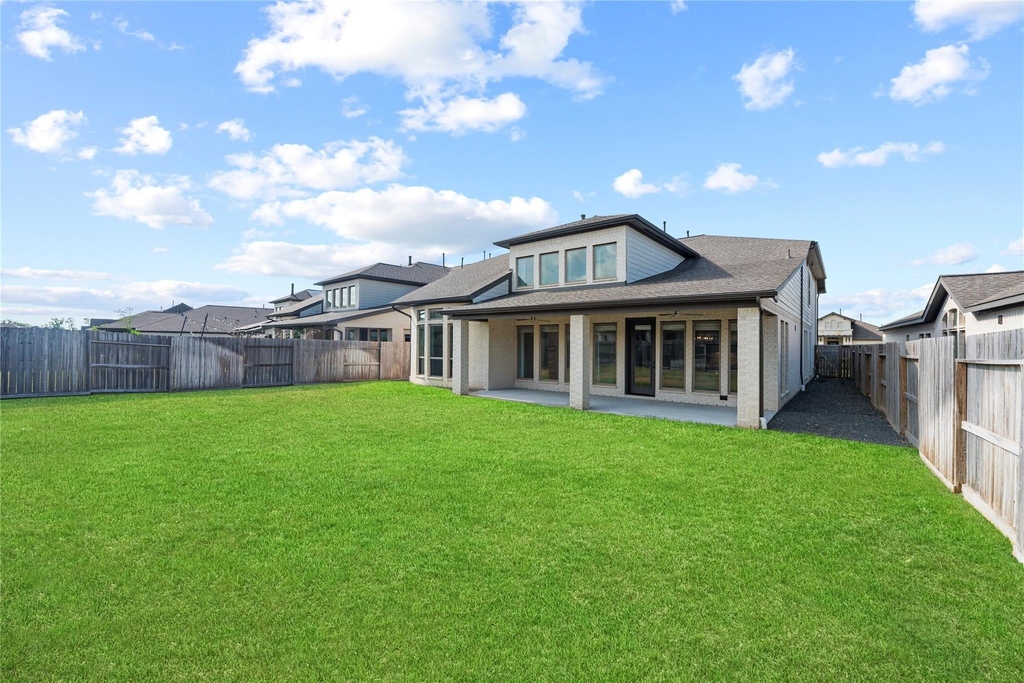 9511 Shaded Tree Drive - Photo 3