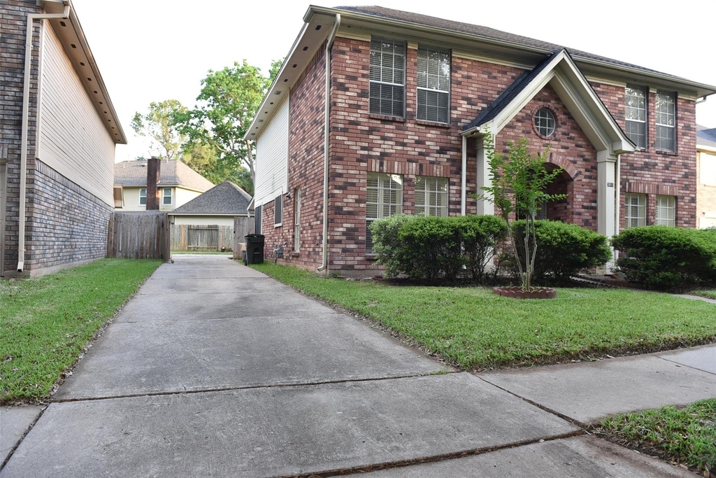 2811 Grants River Circle - Photo 1