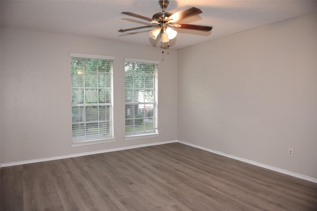 2811 Grants River Circle - Photo 30