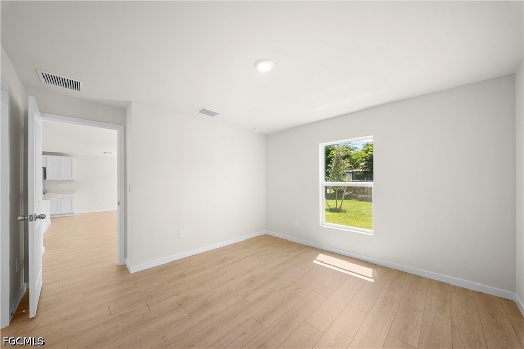 3030 Sw 15th Place - Photo 15
