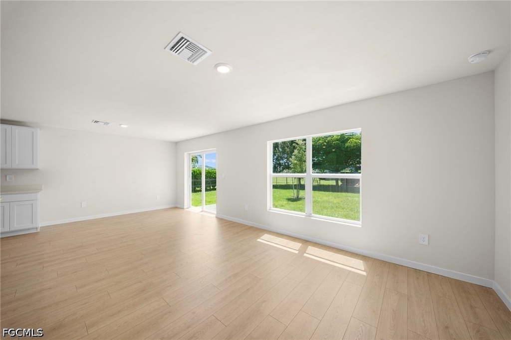 3030 Sw 15th Place - Photo 10