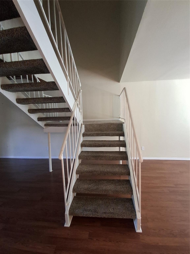 2917 Nottingham Lane - Photo 6