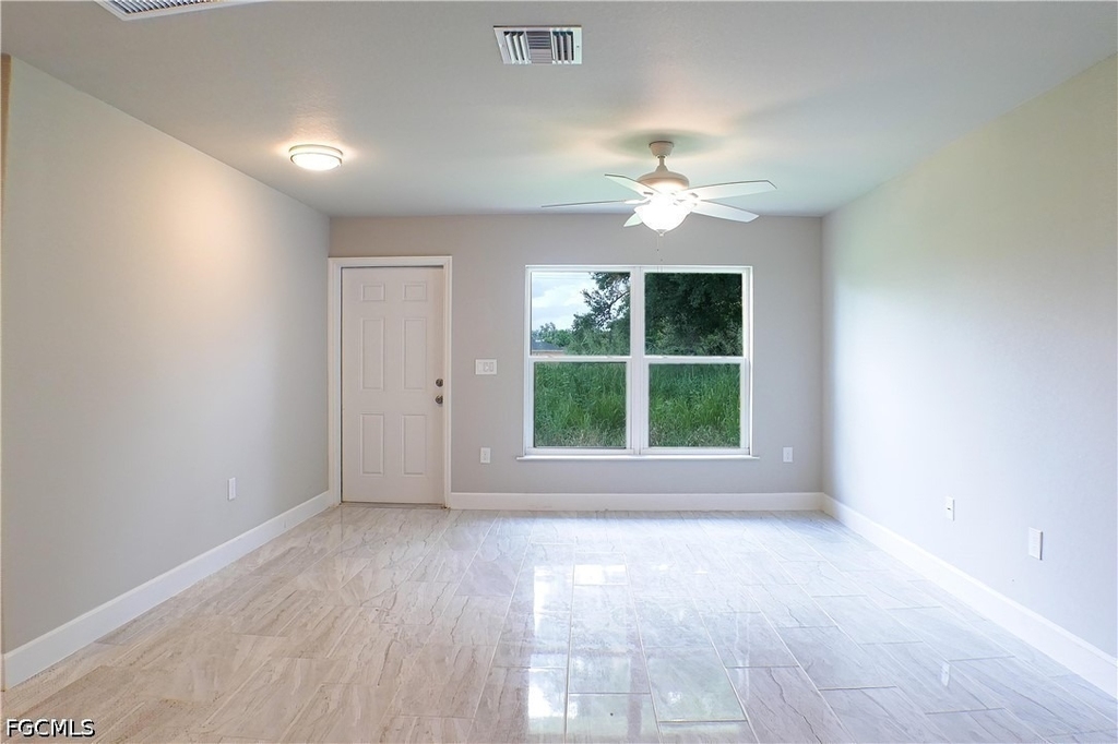 1787 Maryland Avenue - Photo 4