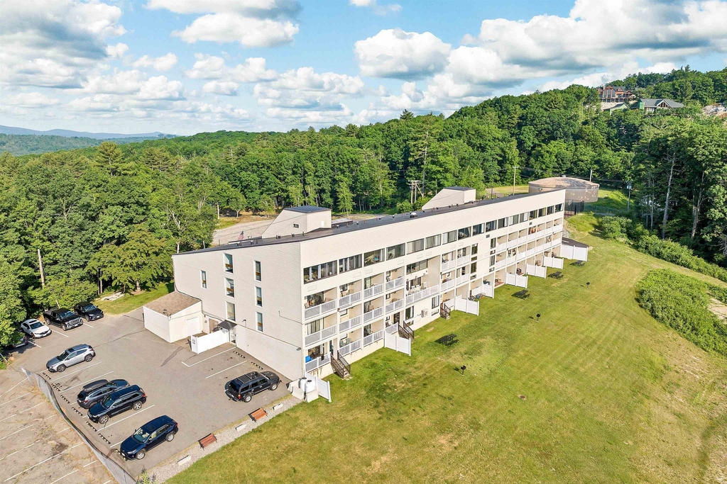 375 Endicott N - Photo 1