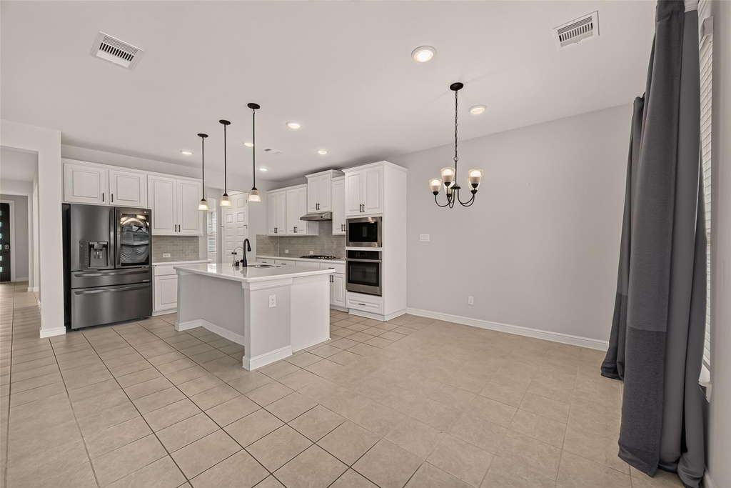 8522 Belfast Manor Ln - Photo 10