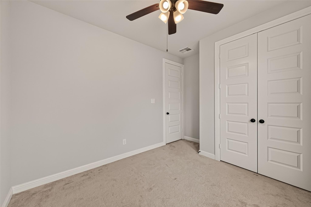 8522 Belfast Manor Ln - Photo 38