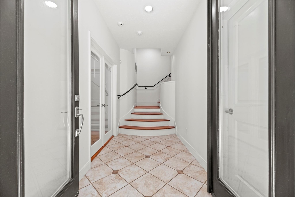 4320 Blossom Street - Photo 4