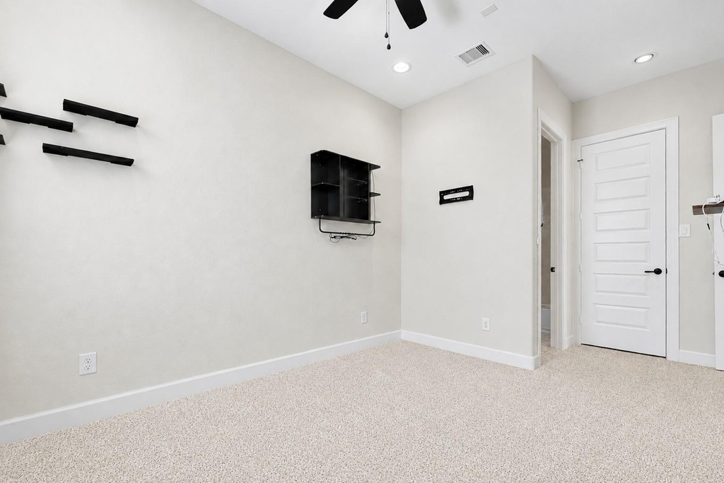 4007 Beacon Fisher Drive - Photo 31
