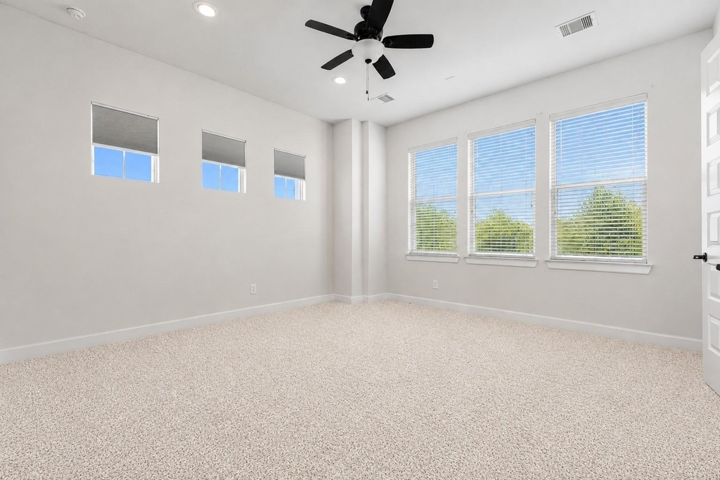 4007 Beacon Fisher Drive - Photo 20