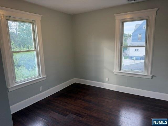 326 Delawanna - Photo 5