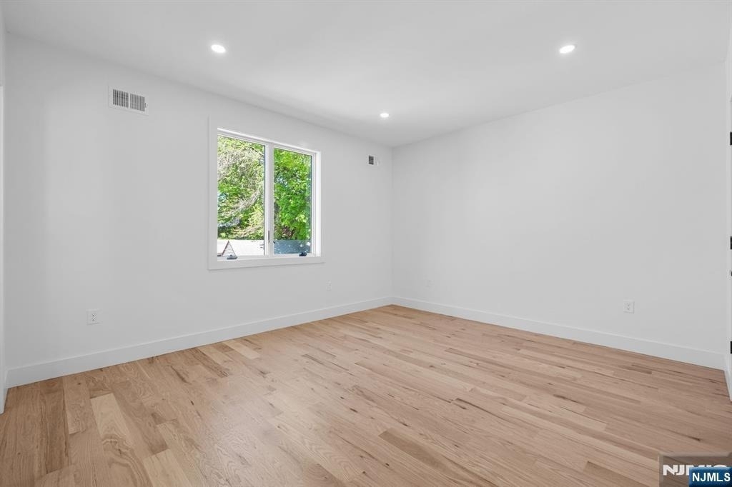 849 Pleasantview - Photo 8
