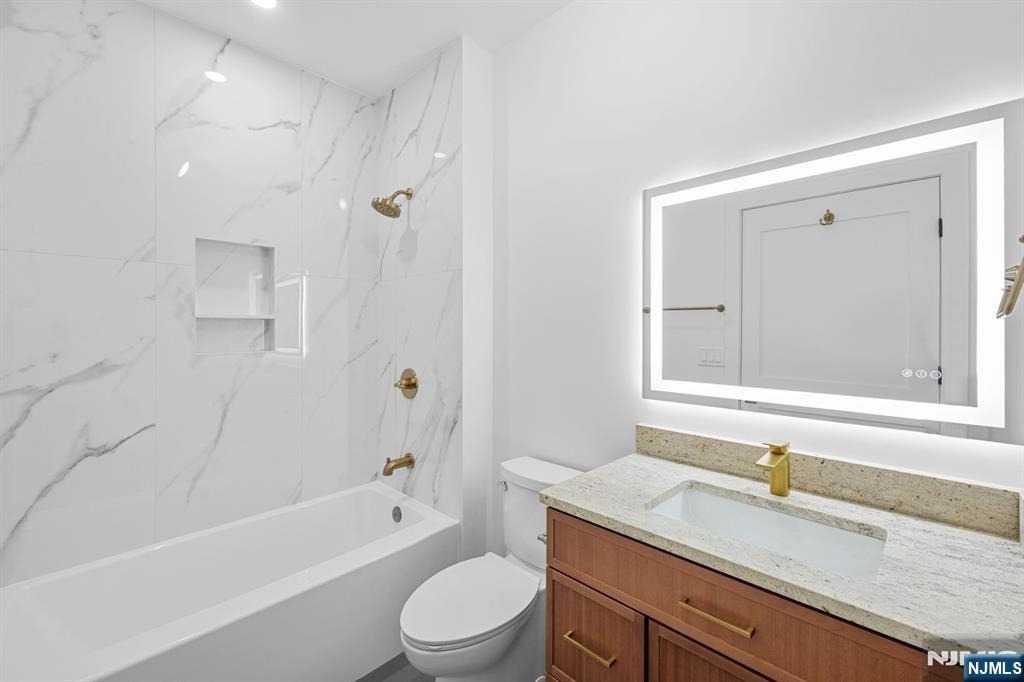 849 Pleasantview - Photo 4