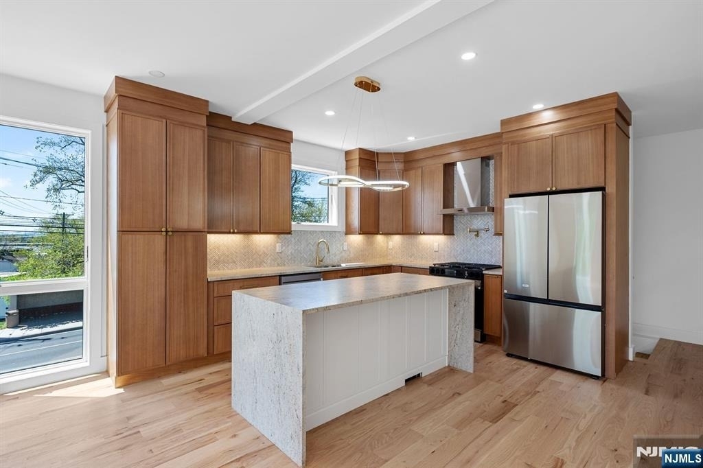 849 Pleasantview - Photo 3