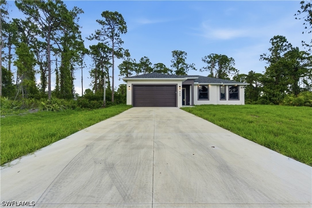 923 Milwaukee Boulevard - Photo 1