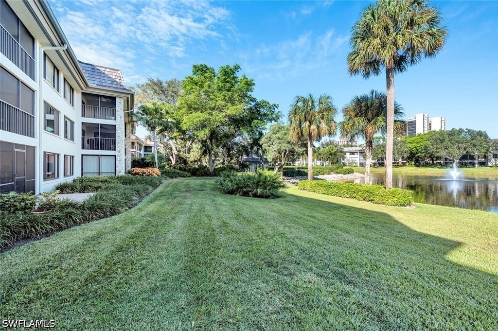 5950 Pelican Bay Boulevard - Photo 1