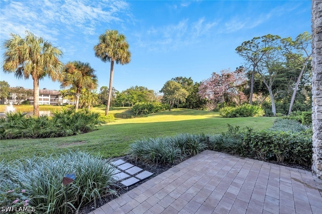 5950 Pelican Bay Boulevard - Photo 2