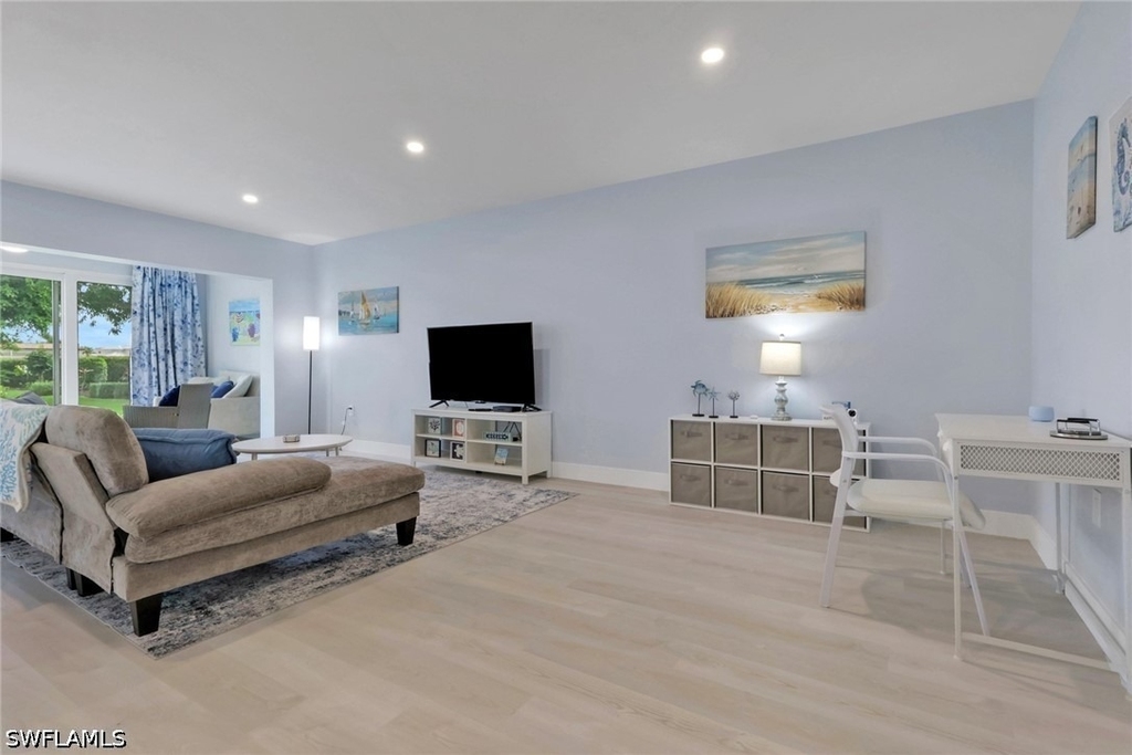 3400 Gulf Shore Boulevard N - Photo 8