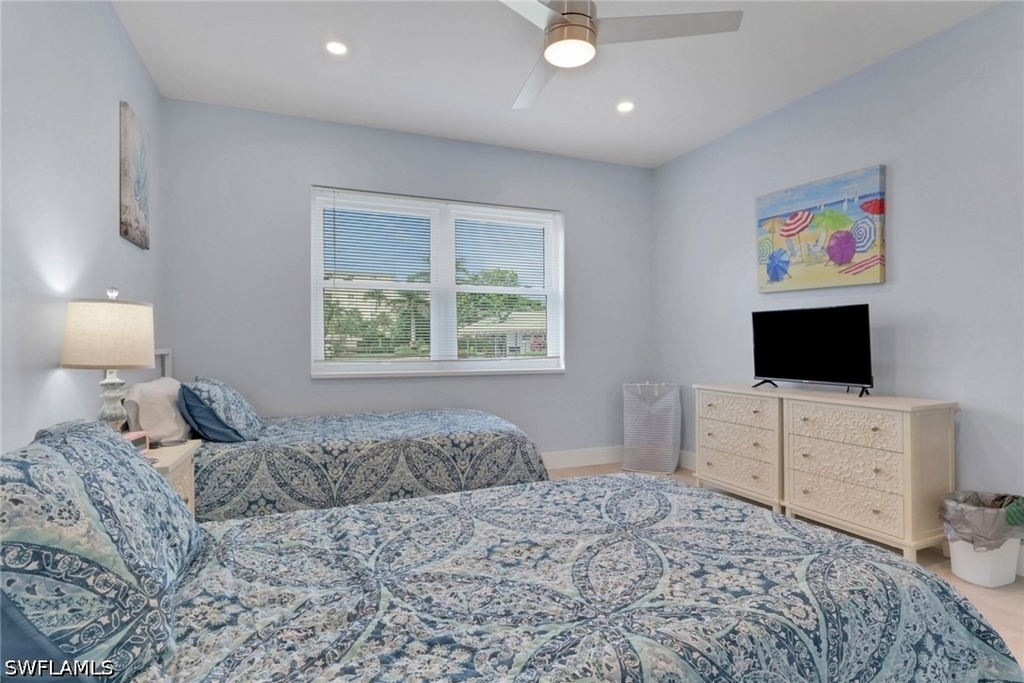 3400 Gulf Shore Boulevard N - Photo 20
