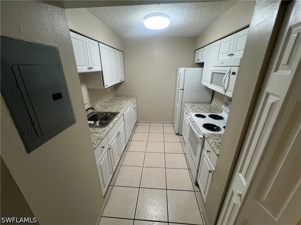 1915 Braman Avenue - Photo 4