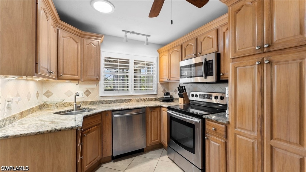 4515 Lakewood Boulevard - Photo 10