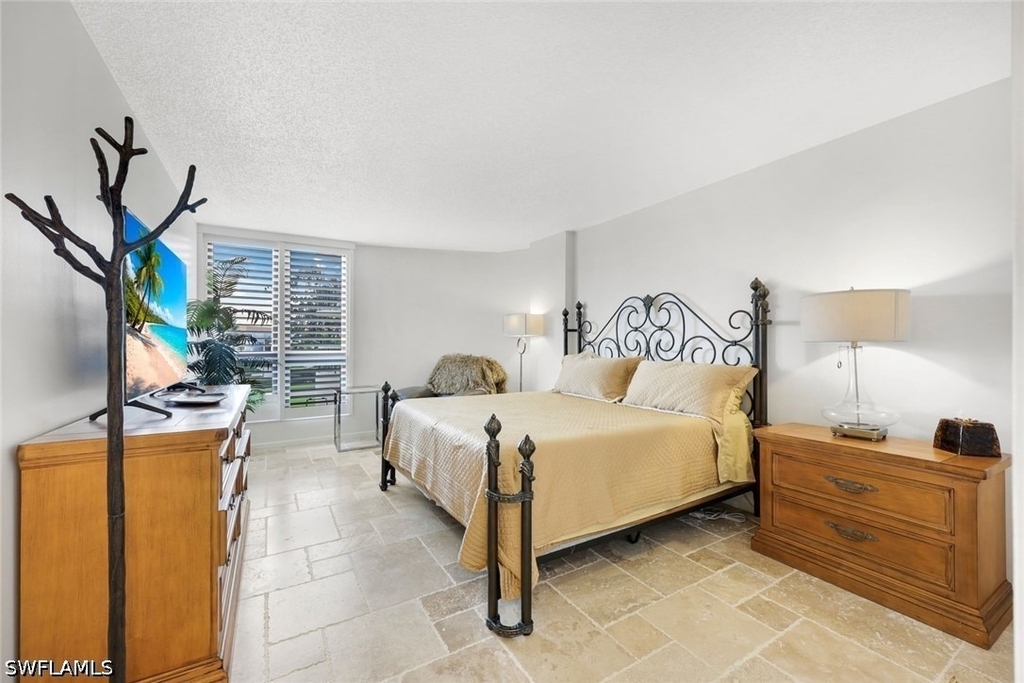3115 Gulf Shore Boulevard N - Photo 6