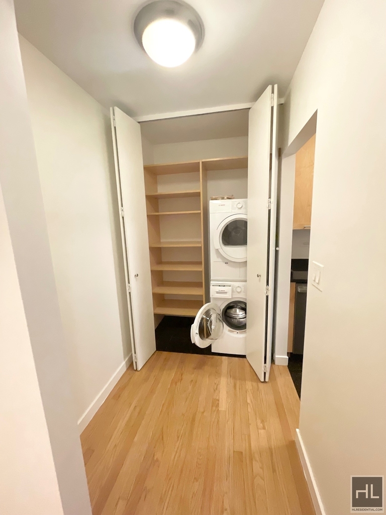 West 87th Street - Photo 15