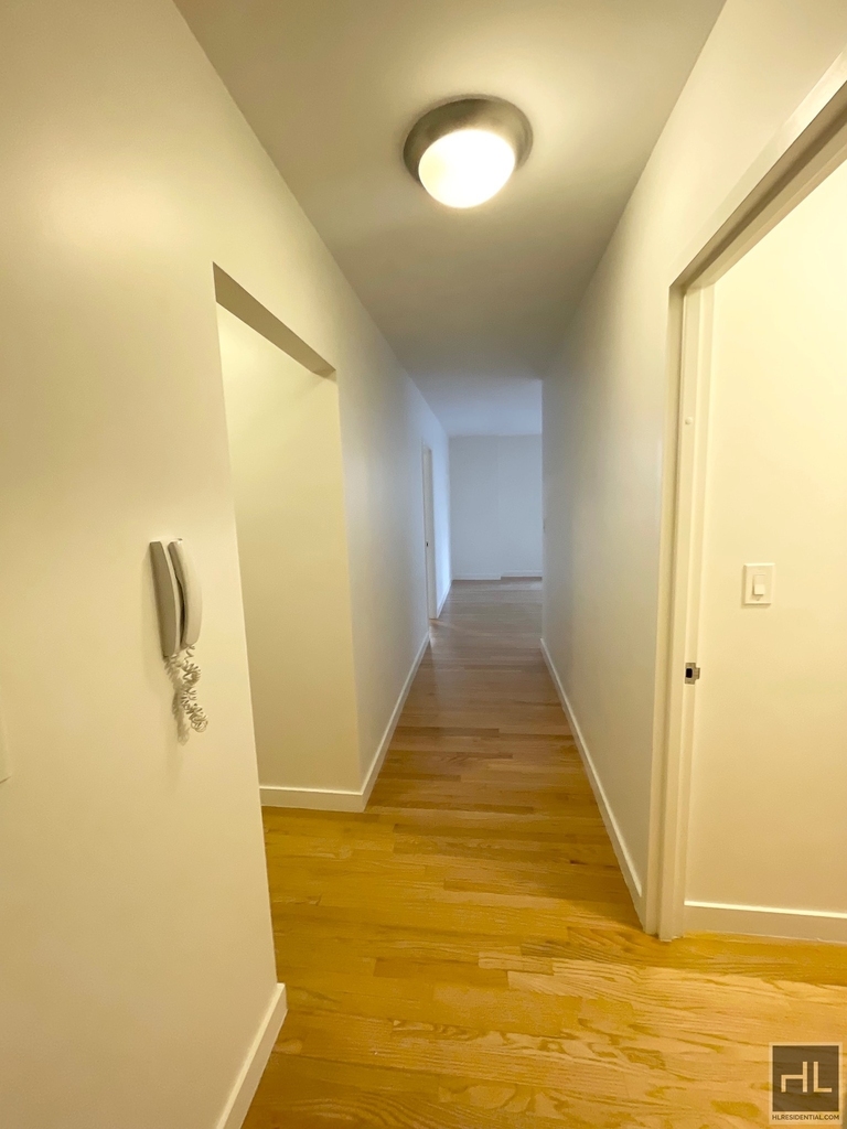 West 87th Street - Photo 14