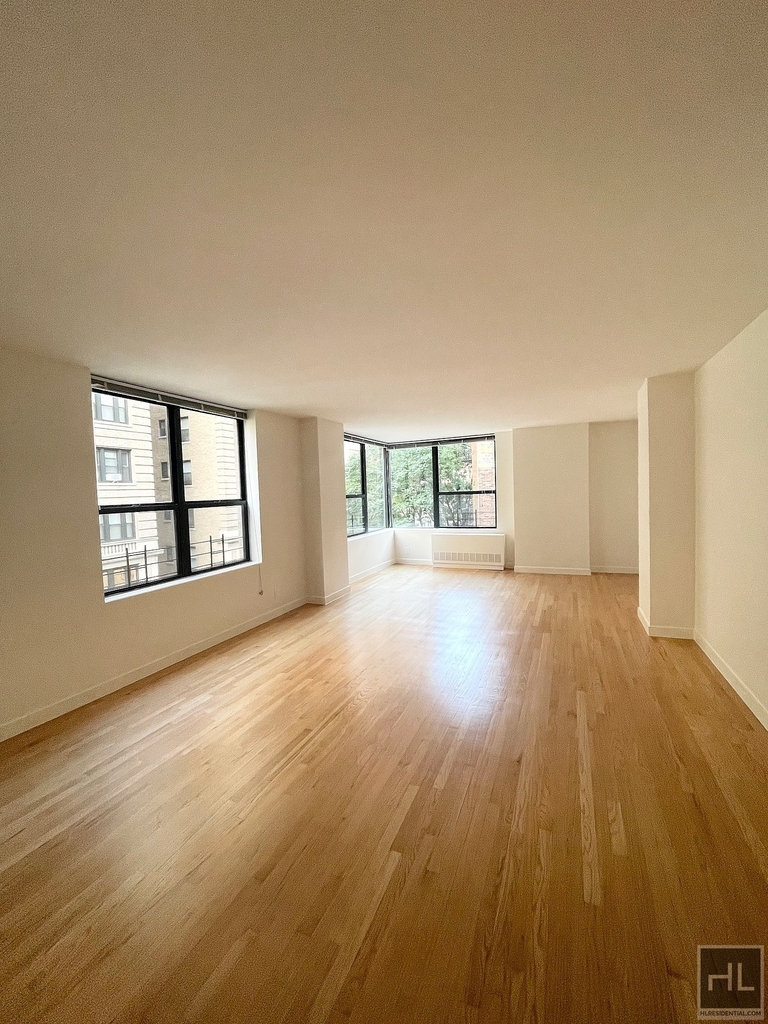 West 87th Street - Photo 3