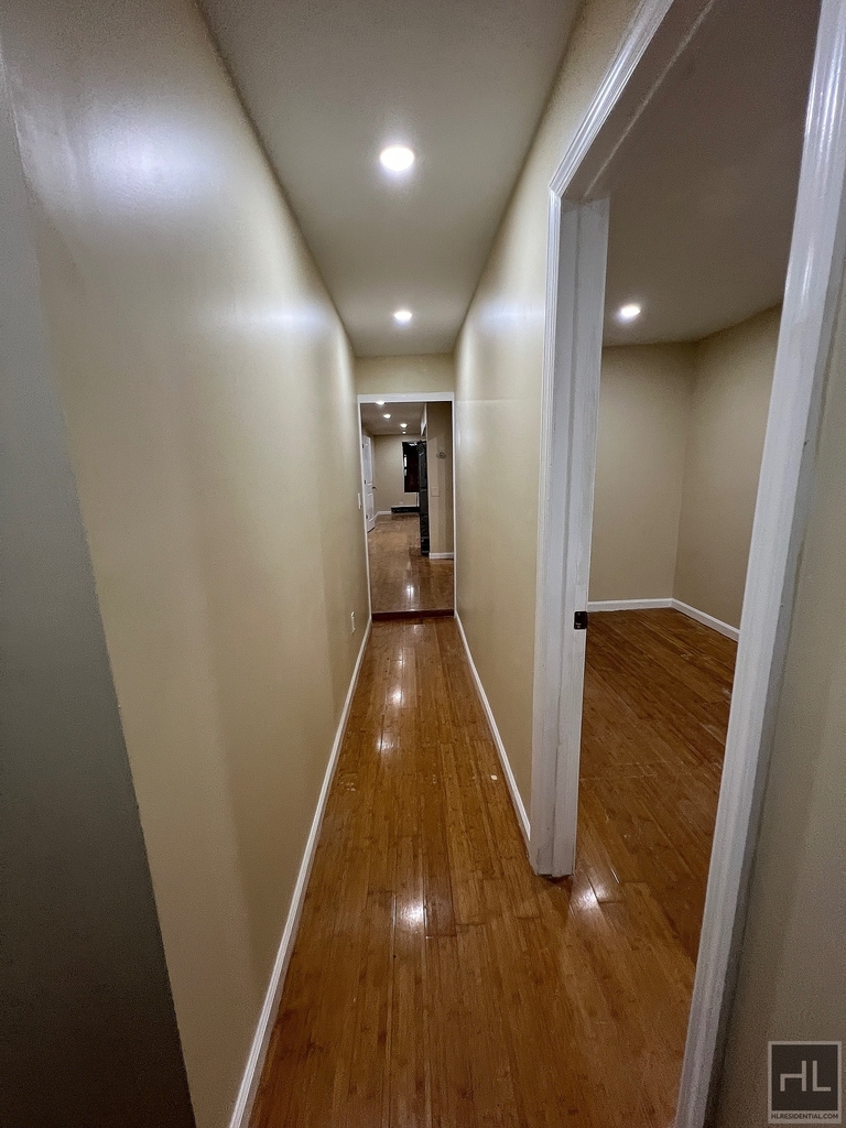 445 East 139 Street - Photo 7