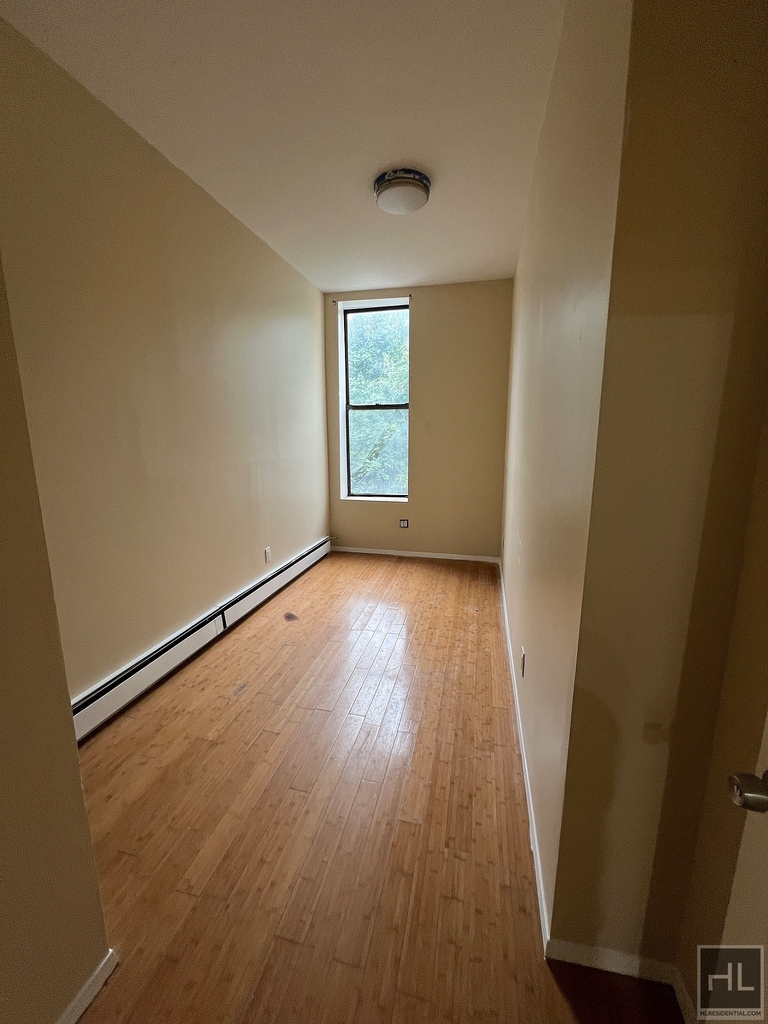 445 East 139 Street - Photo 2