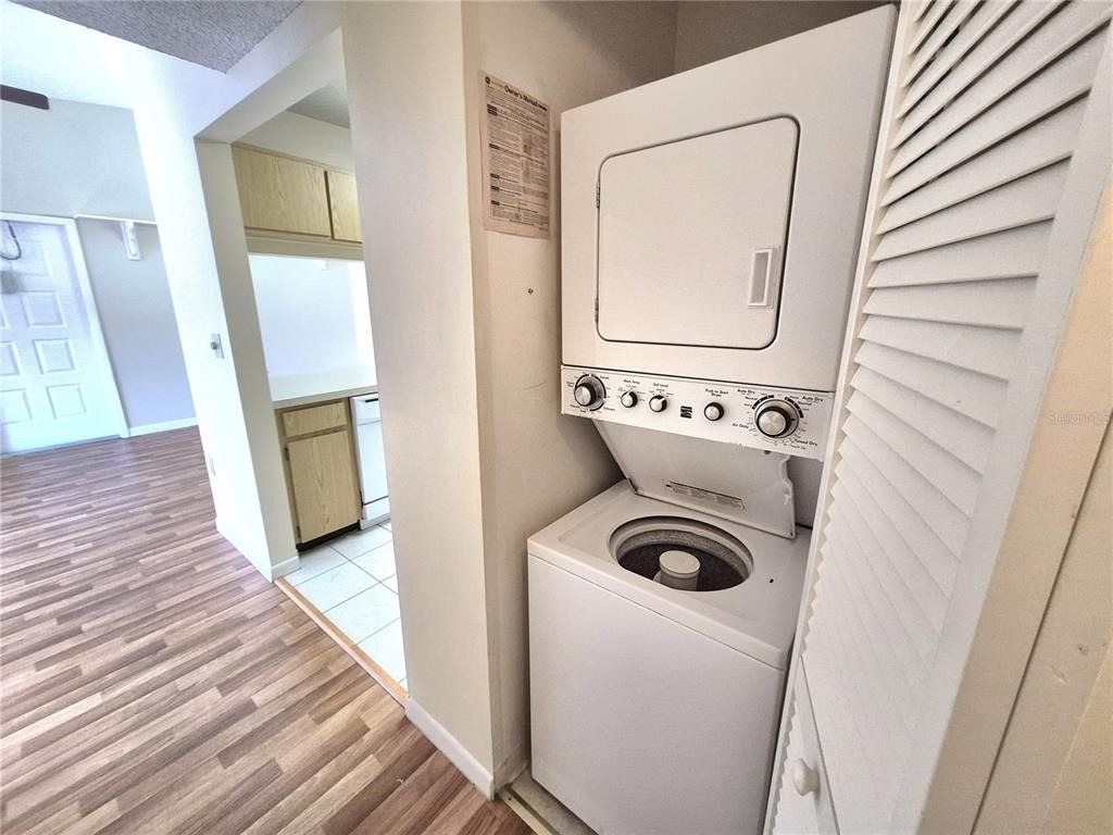 1344 Pine Ridge Circle E - Photo 14