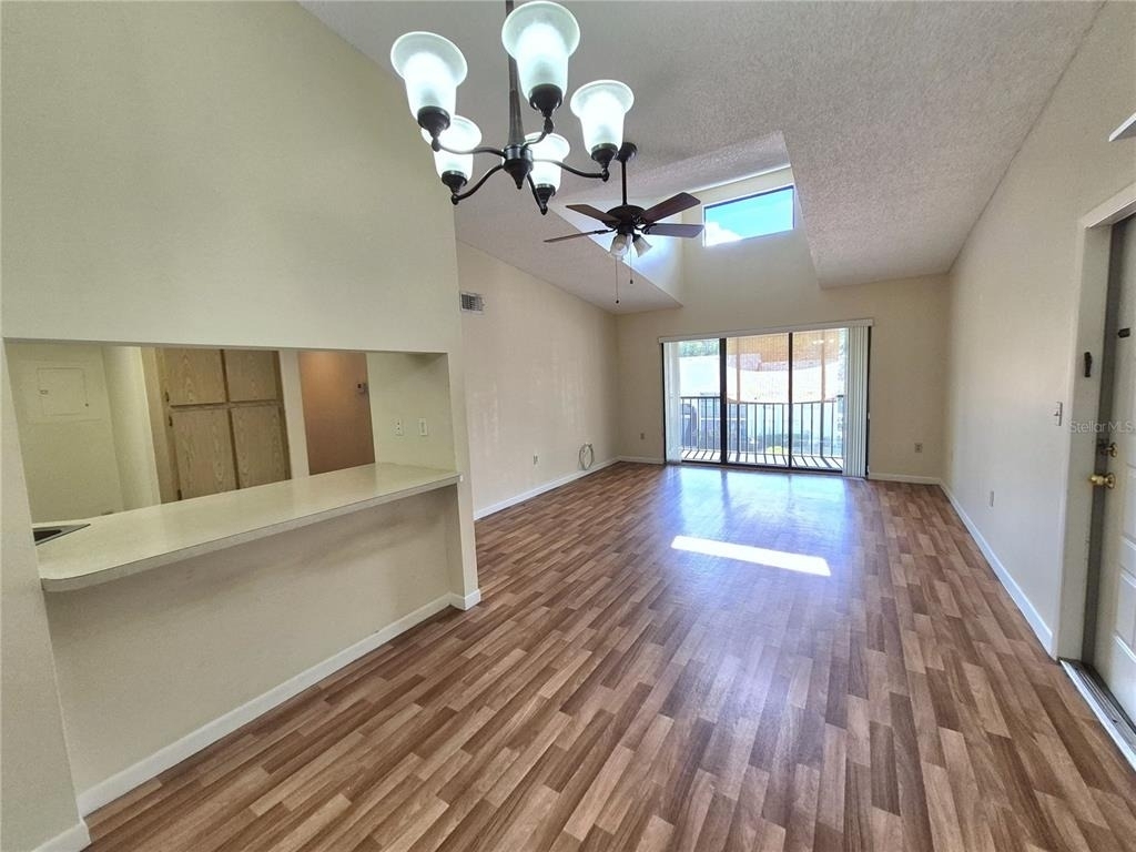 1344 Pine Ridge Circle E - Photo 6