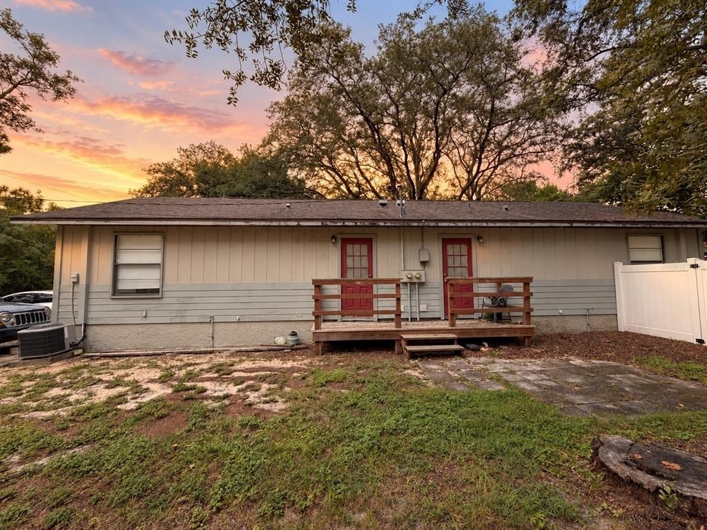 1788 Poinsettia Avenue - Photo 10