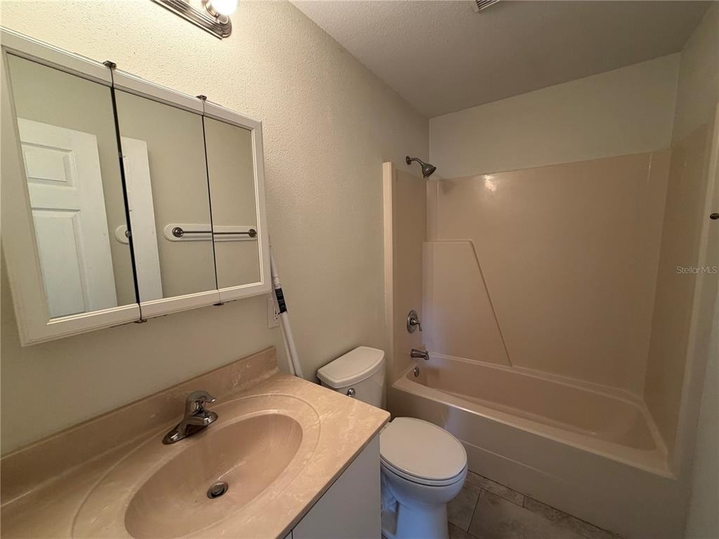 1788 Poinsettia Avenue - Photo 5